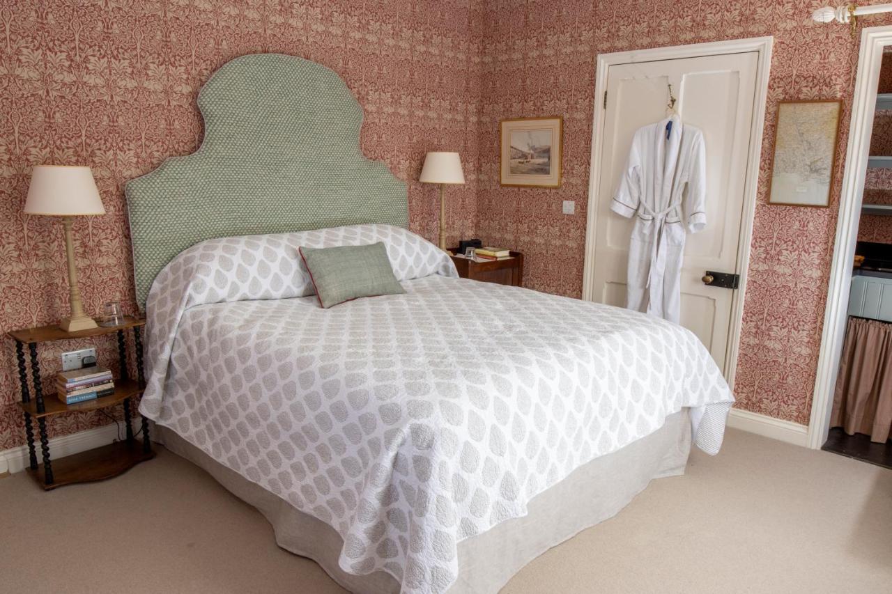 Gutchpool Farm Bed & Breakfast Гилингхам Екстериор снимка