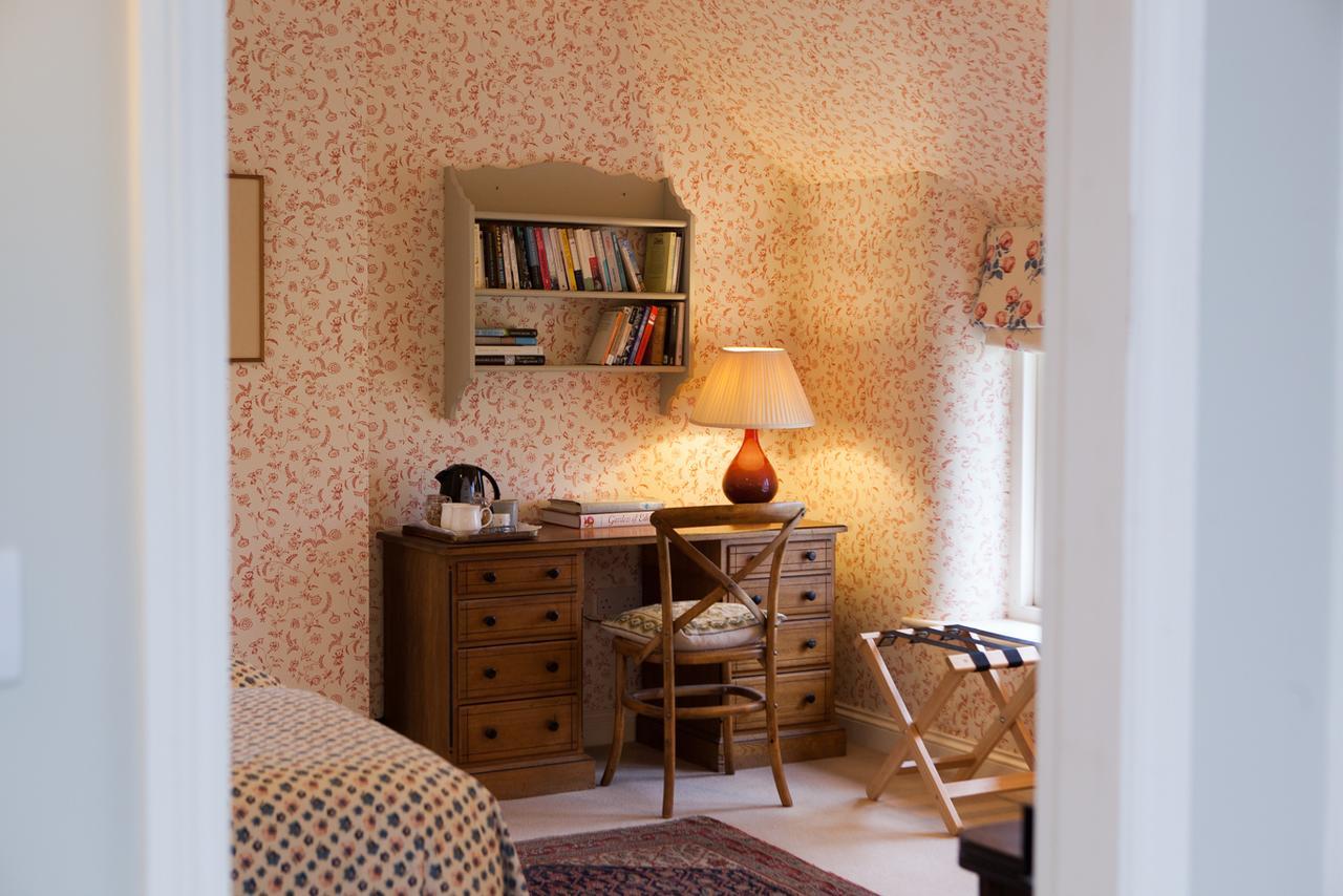 Gutchpool Farm Bed & Breakfast Гилингхам Екстериор снимка
