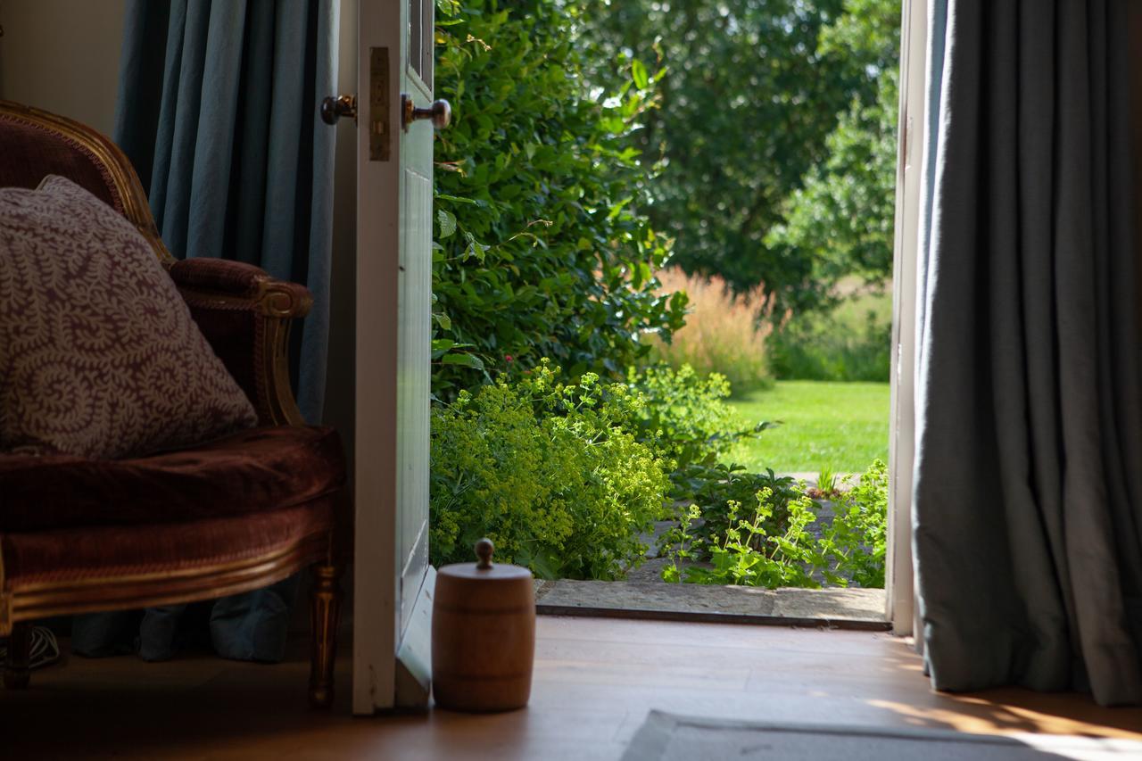 Gutchpool Farm Bed & Breakfast Гилингхам Екстериор снимка